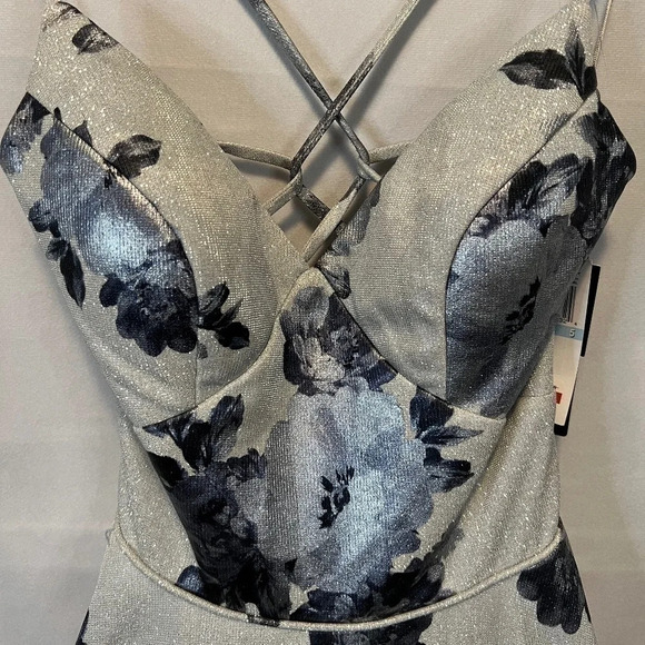 City Studios Juniors Lace-Up Floral Glitter Silver Charcoal Ball Gown Formal sz5 - Picture 6 of 16